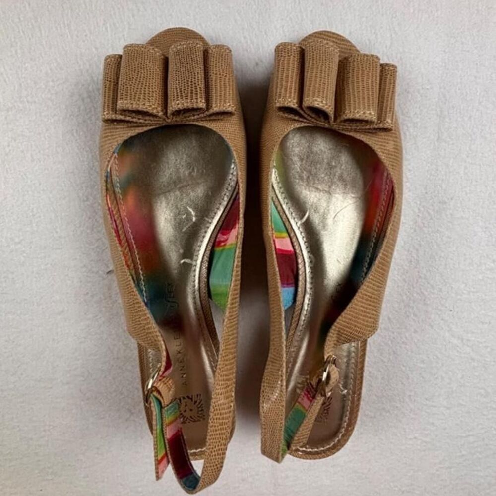 Anne Klein Tan Bow Wedge Slingback Sandals Women’s 8 Rainbow Stripe Insole